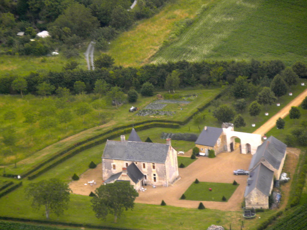 Manoir Du Bois Noblet Bed and Breakfast Louerre Εξωτερικό φωτογραφία