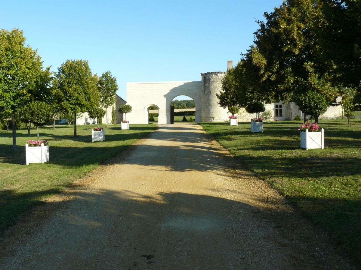 Manoir Du Bois Noblet Bed and Breakfast Louerre Εξωτερικό φωτογραφία