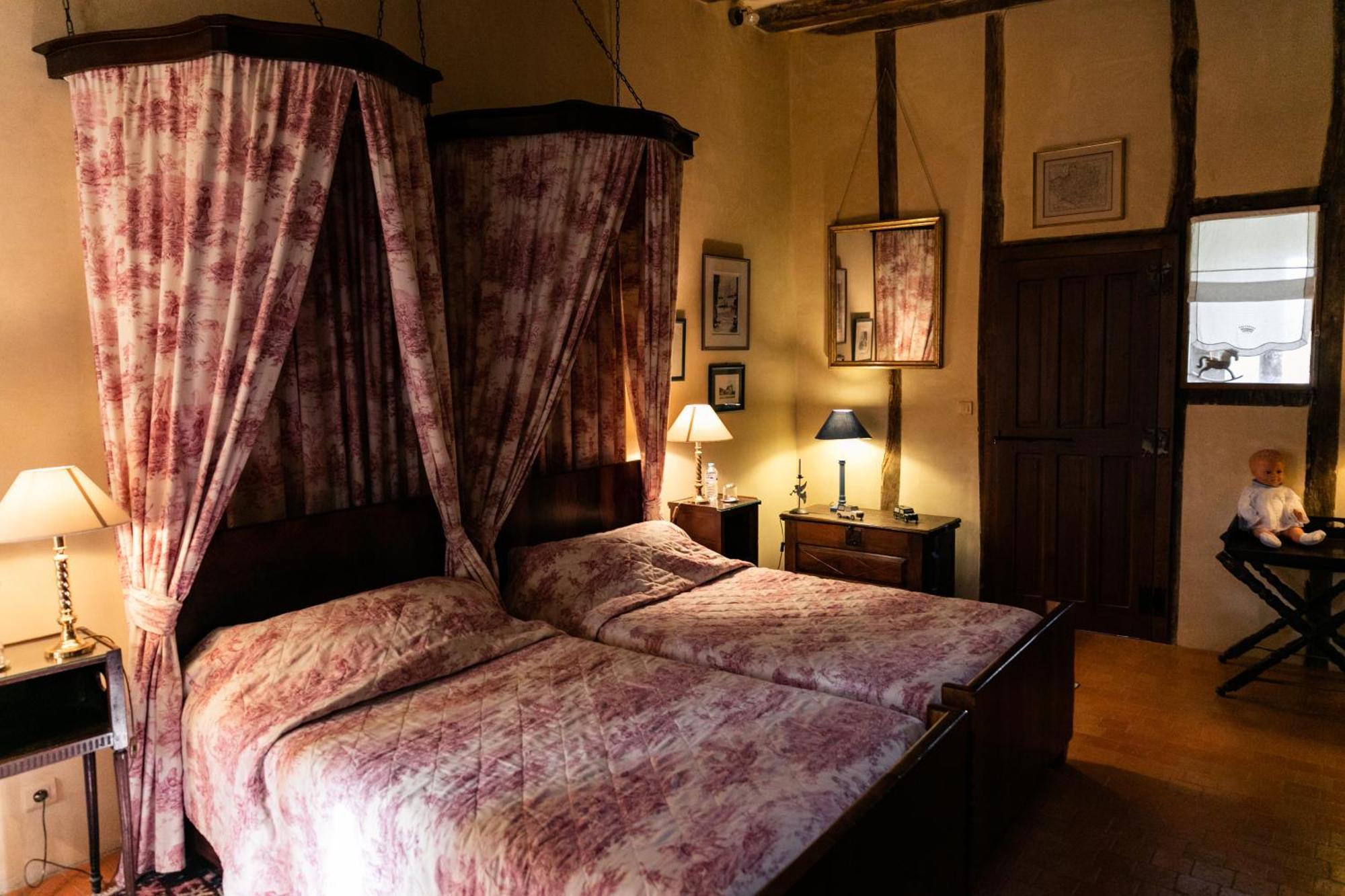 Manoir Du Bois Noblet Bed and Breakfast Louerre Εξωτερικό φωτογραφία